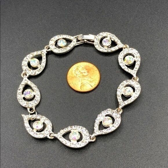 Stunning Vintage Rhinestone Bracelet - Picture 1 of 8